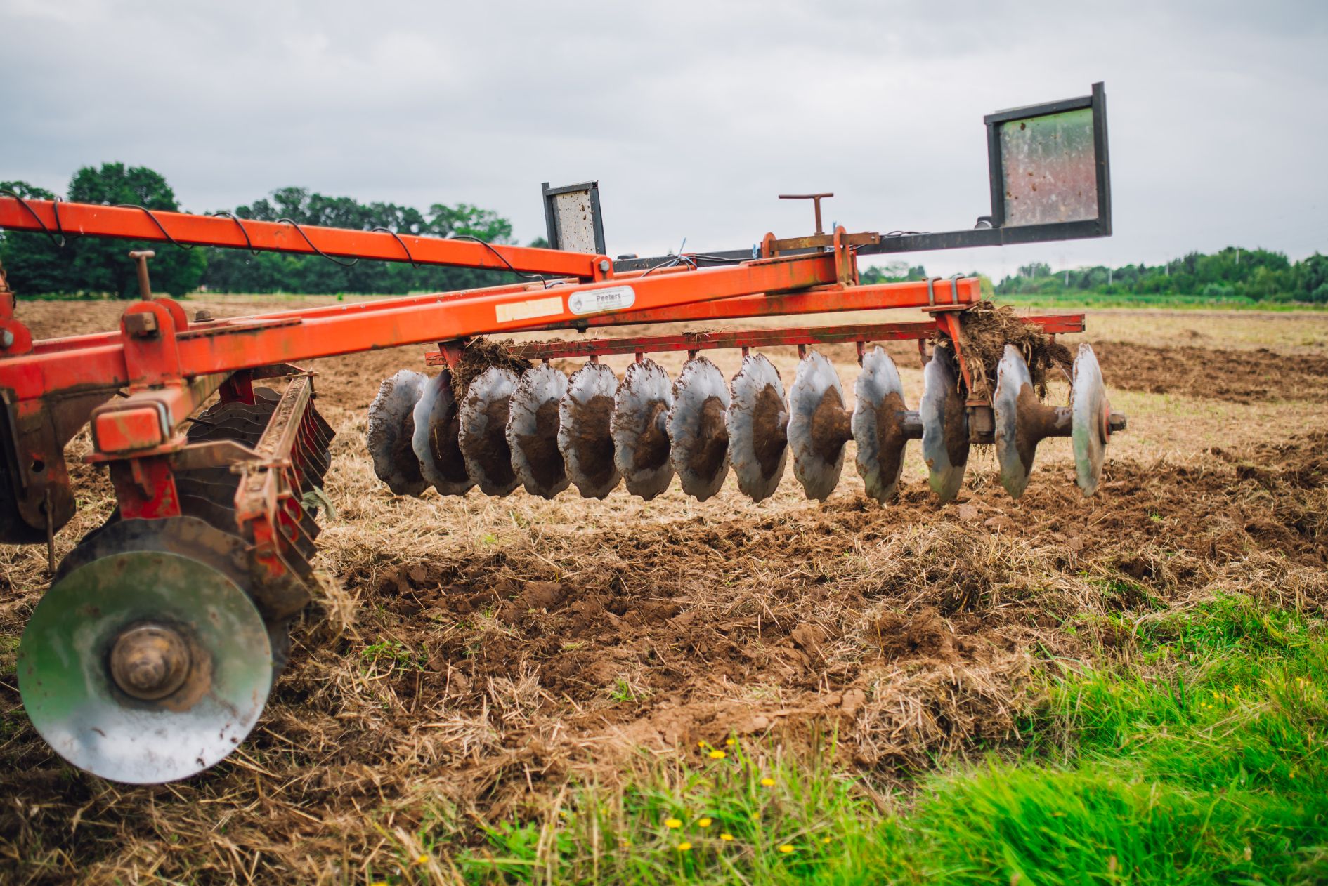 Grondwerkzaamheden op landbouwperceel